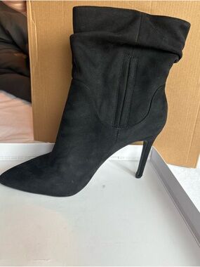 Jessica Simpson black suede Hartzell bootie size 11